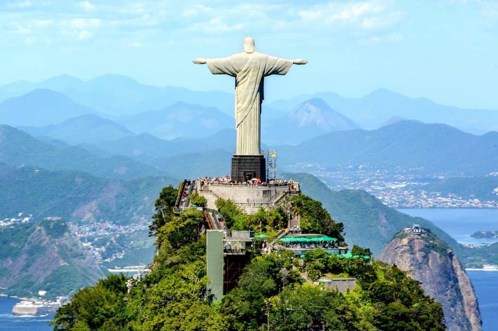 four days in rio aerial